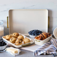 Reserve Bakeware 7-Piece Set | Cream