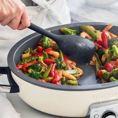 Elite 5.5-Quart Oval Electric Skillet | Cream