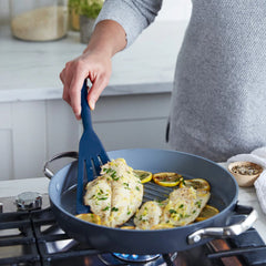 Platinum Silicone Fish Turner | Navy